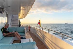 Ecogalaxy -lower deck terrace