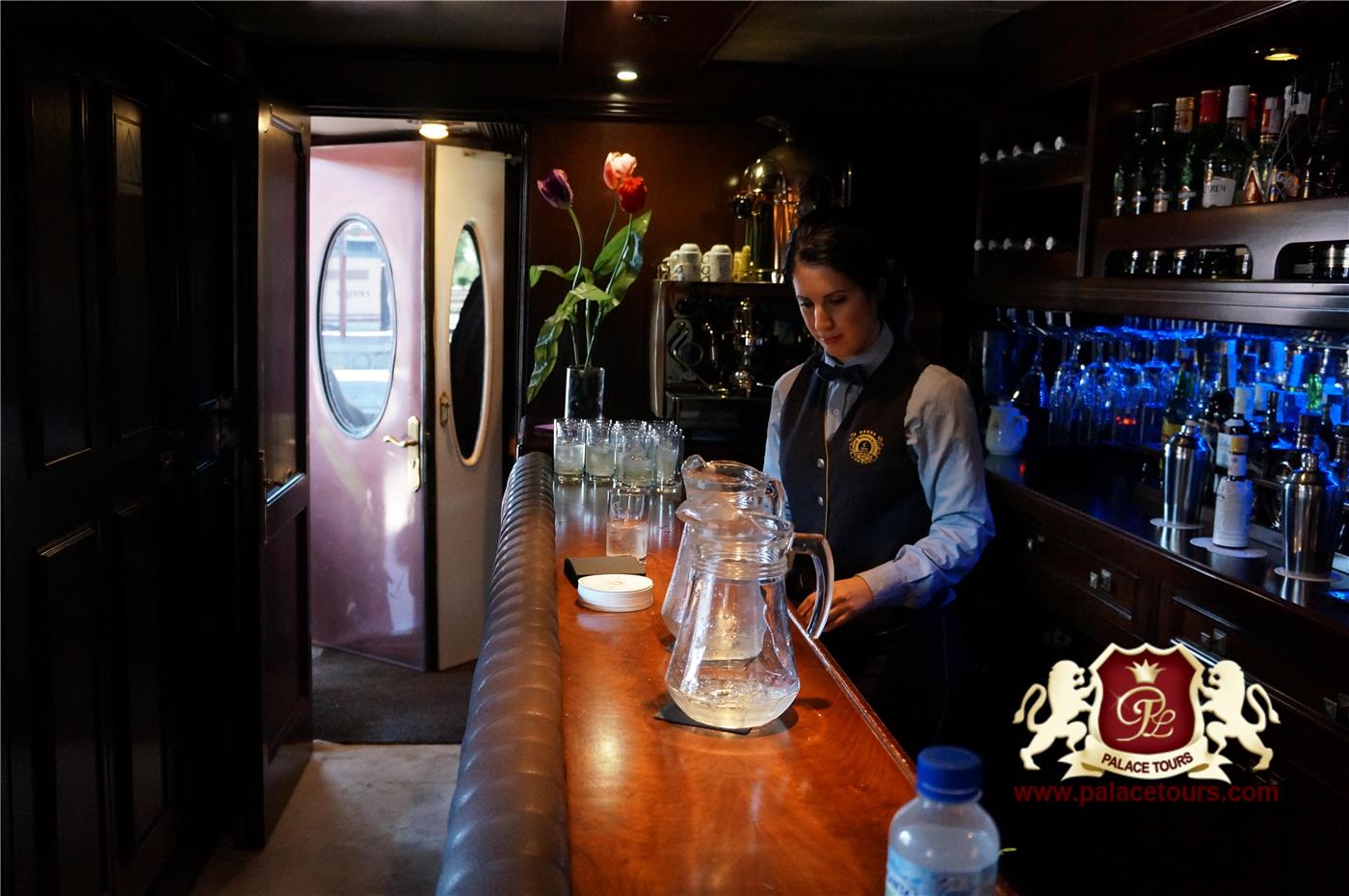 Al Andalus Train - Bar Car