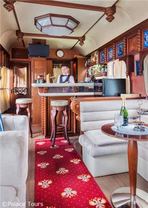 Golden Eagle Bar Car