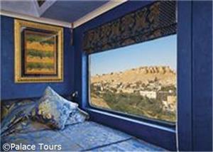Elegant Royal Cabin with Scenic View on Palace on Wheels