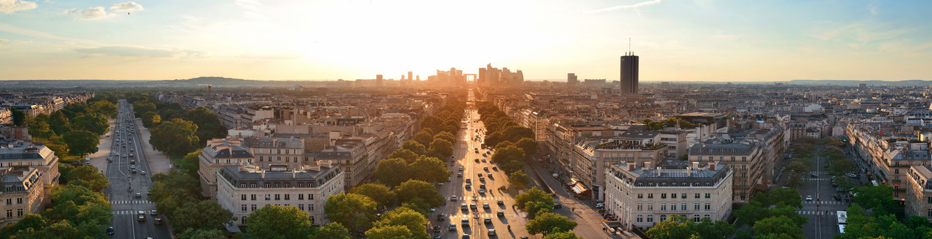 Embark on your journey: luxury, indulgence, and romance await you